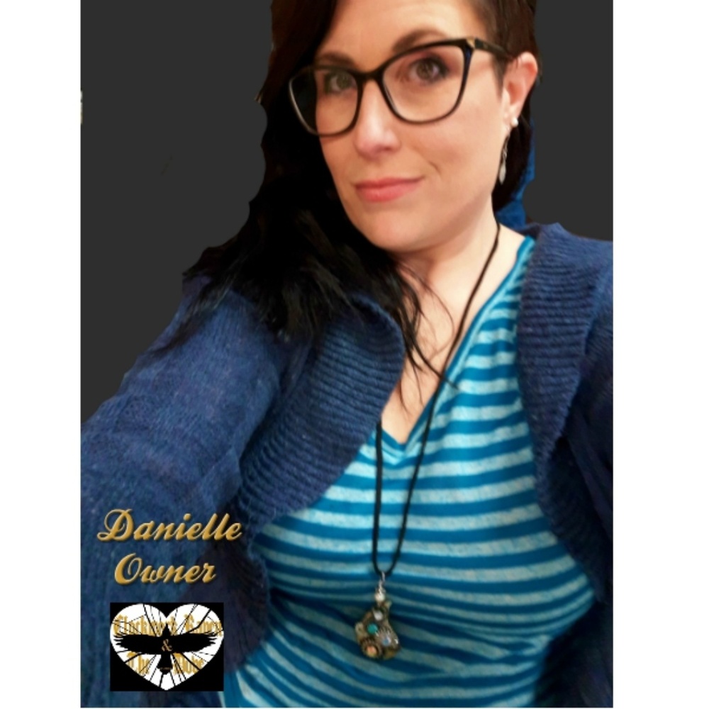 Meet your Posher, Danielle